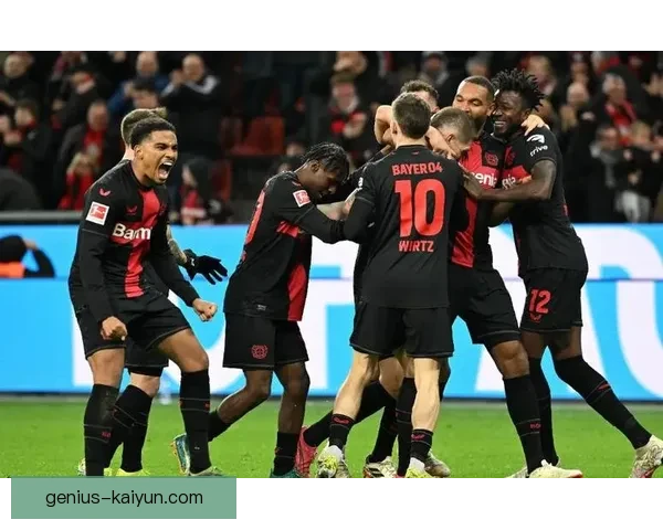 滕哈赫引领球队战术变革 助力球队迎来新的胜利与进步