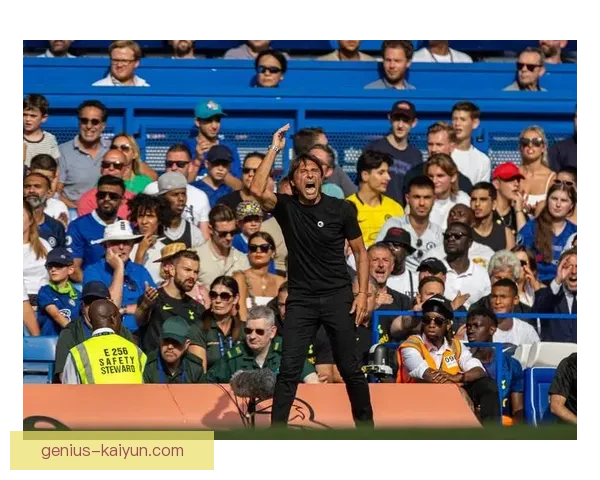 英超孔蒂执教热刺表现稳健，球队竞争力增强引关注