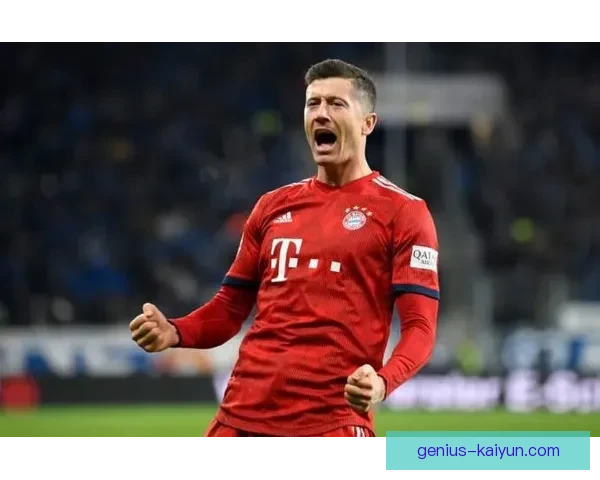 莱万多夫斯基欧冠最快进球纪录及近期表现分析